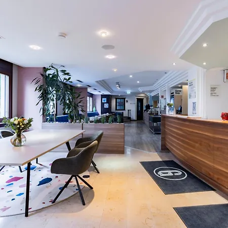 Garner Hotel Stuttgart City Centre By Ihg-3